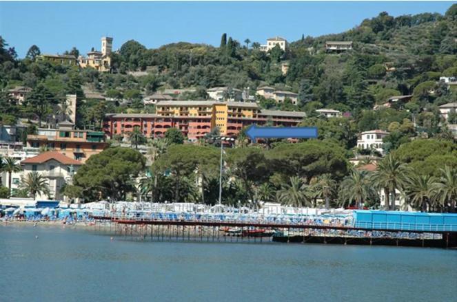 Residence Eurotel Da Nella E Stefano راباللو المظهر الخارجي الصورة